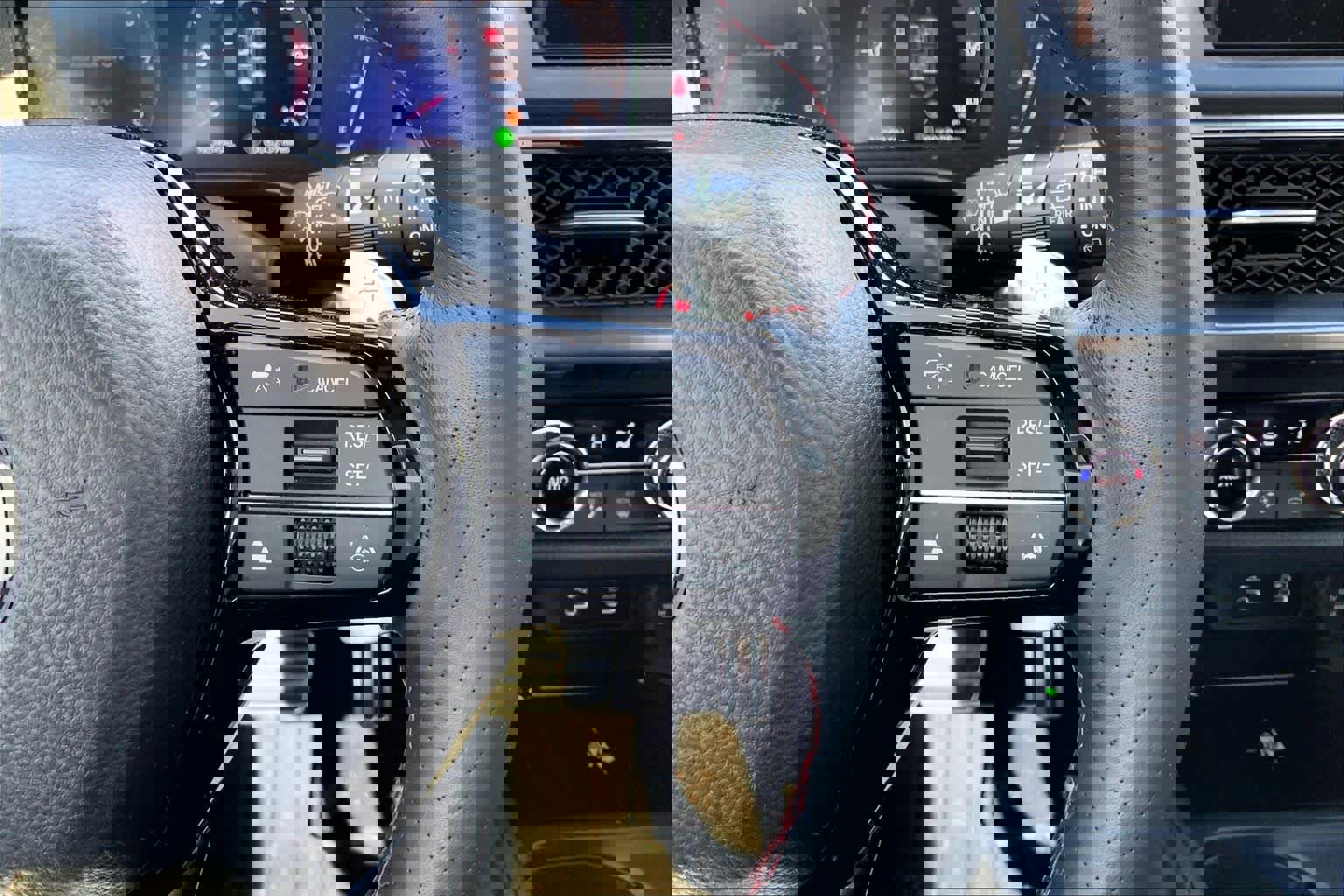 Certified 2025 Acura ADX A-Spec image 21