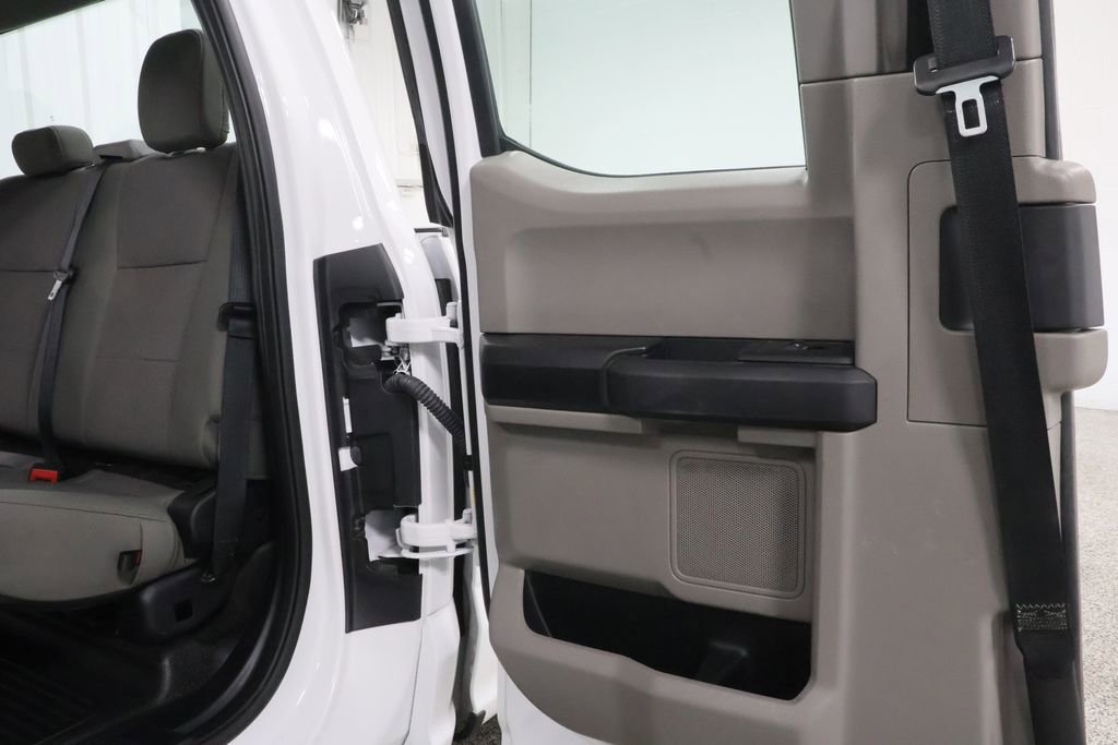 Used 2021 Ford F250 XL w/ Power Equipment Group RWD image 24