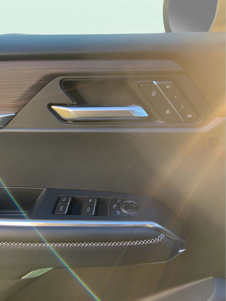 New 2026 GMC Acadia Denali w/ Super Cruise Package image 10