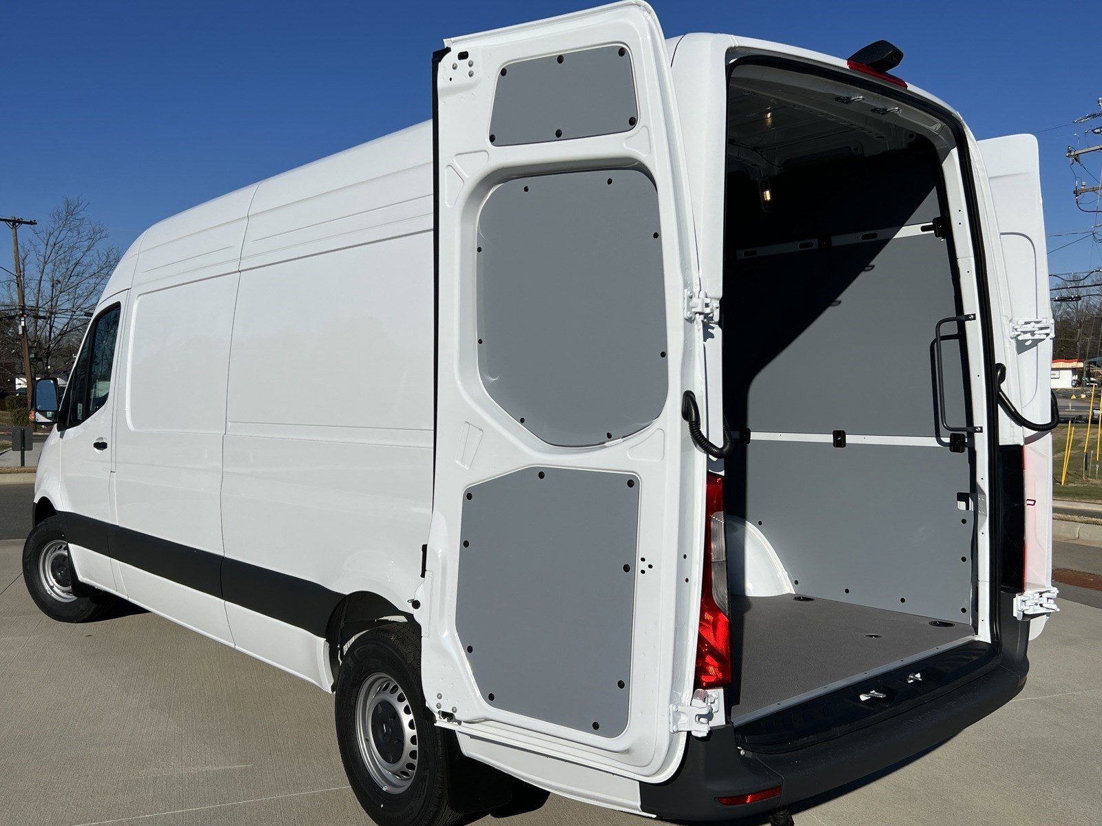 New 2025 Mercedes-Benz Sprinter 2500 image 23