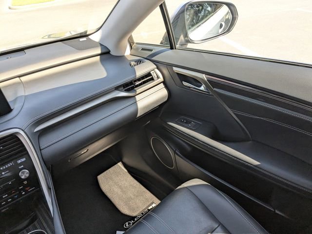 Used 2022 Lexus RX 350L Luxury w/ Accessory Package (Z1) FWD image 18