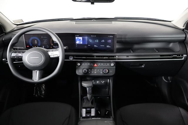 Used 2025 Hyundai Tucson SE FWD image 13