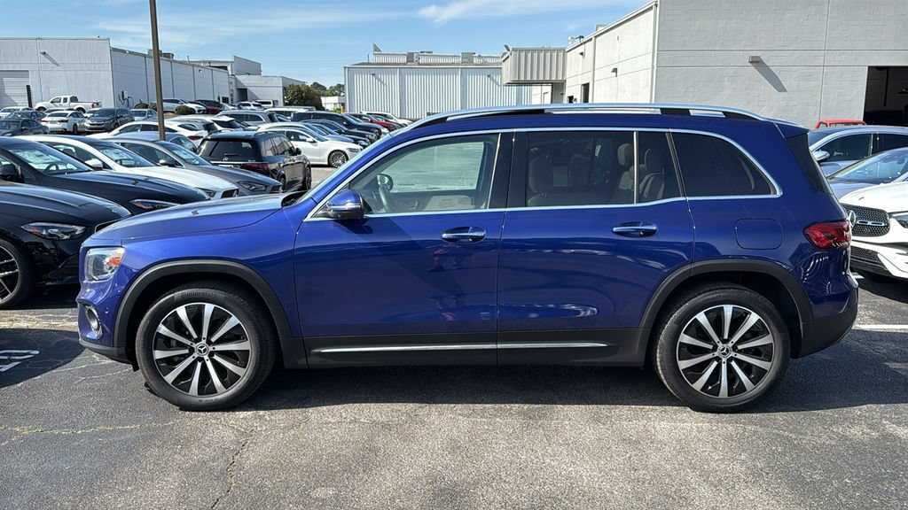 Certified 2021 Mercedes-Benz GLB 250 4MATIC w/ Premium Package image 7