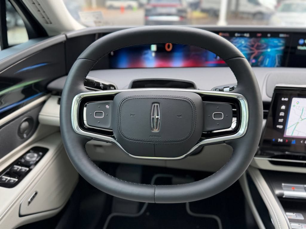 New 2026 Lincoln Nautilus Reserve w/ Jet Appearance Package AWD/4WD image 13