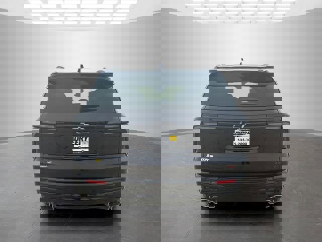 New 2026 Chevrolet Traverse RS w/ LPO, Floor Liner Package image 5