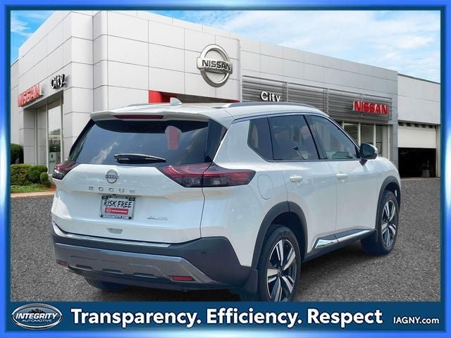 Used 2023 Nissan Rogue SL AWD/4WD image 6