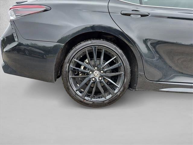 Used 2024 Toyota Camry XSE FWD image 9