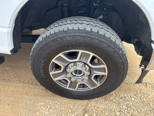 Used 2025 Ford F250 XLT w/ FX4 Off-Road Package AWD/4WD image 29