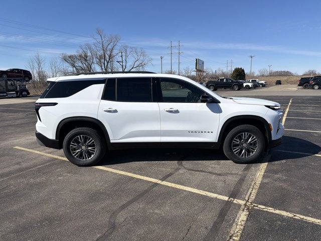 New 2026 Chevrolet Traverse LT image 4