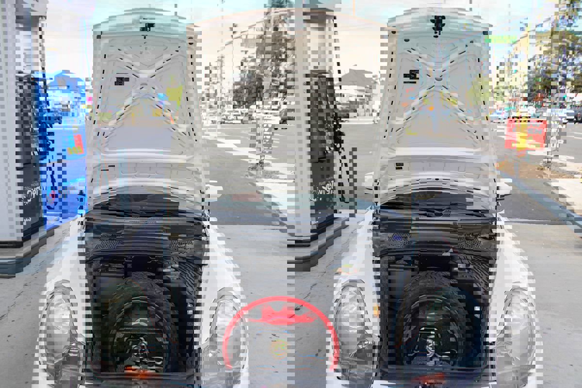 Used 2000 Porsche 911 Cabriolet image 33