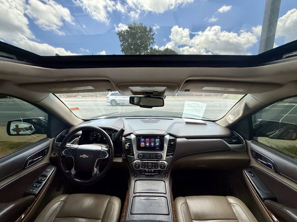 Used 2017 Chevrolet Suburban Premier image 32