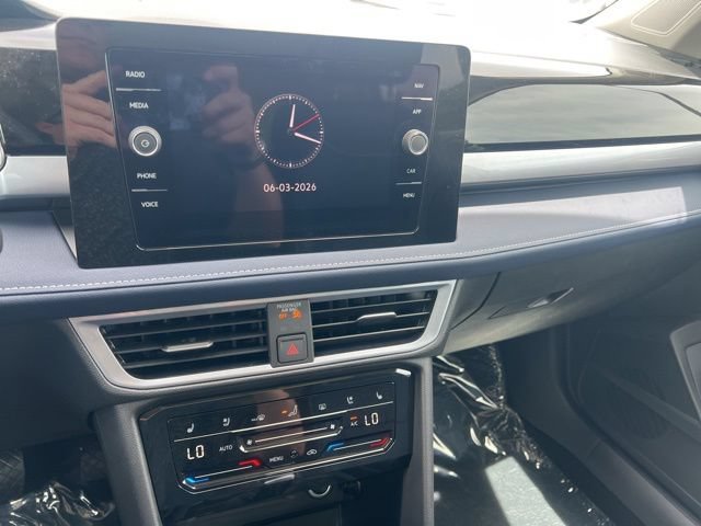 New 2026 Volkswagen Taos SEL AWD/4WD image 17