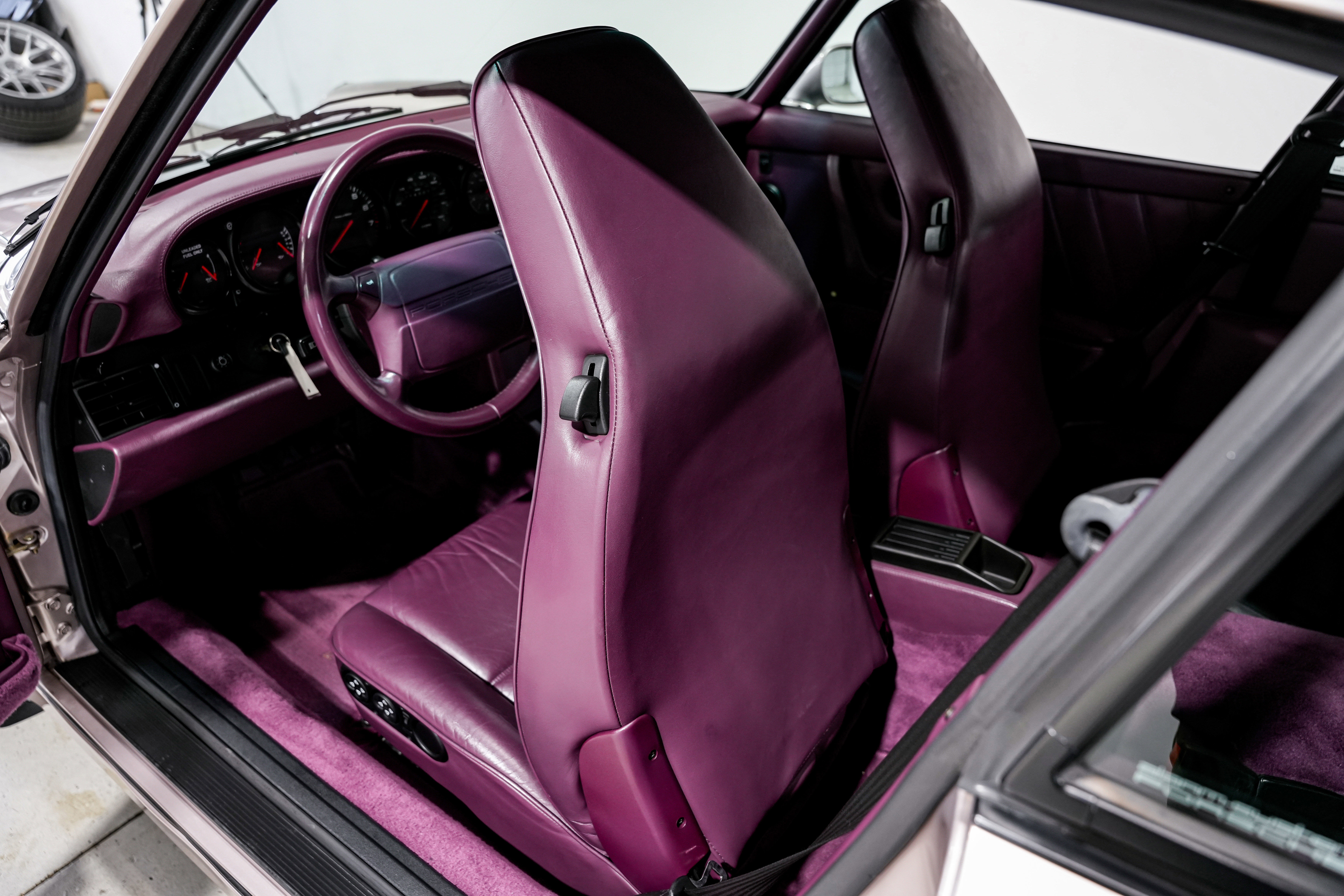 Used 1994 Porsche 911 Turbo RWD image 24