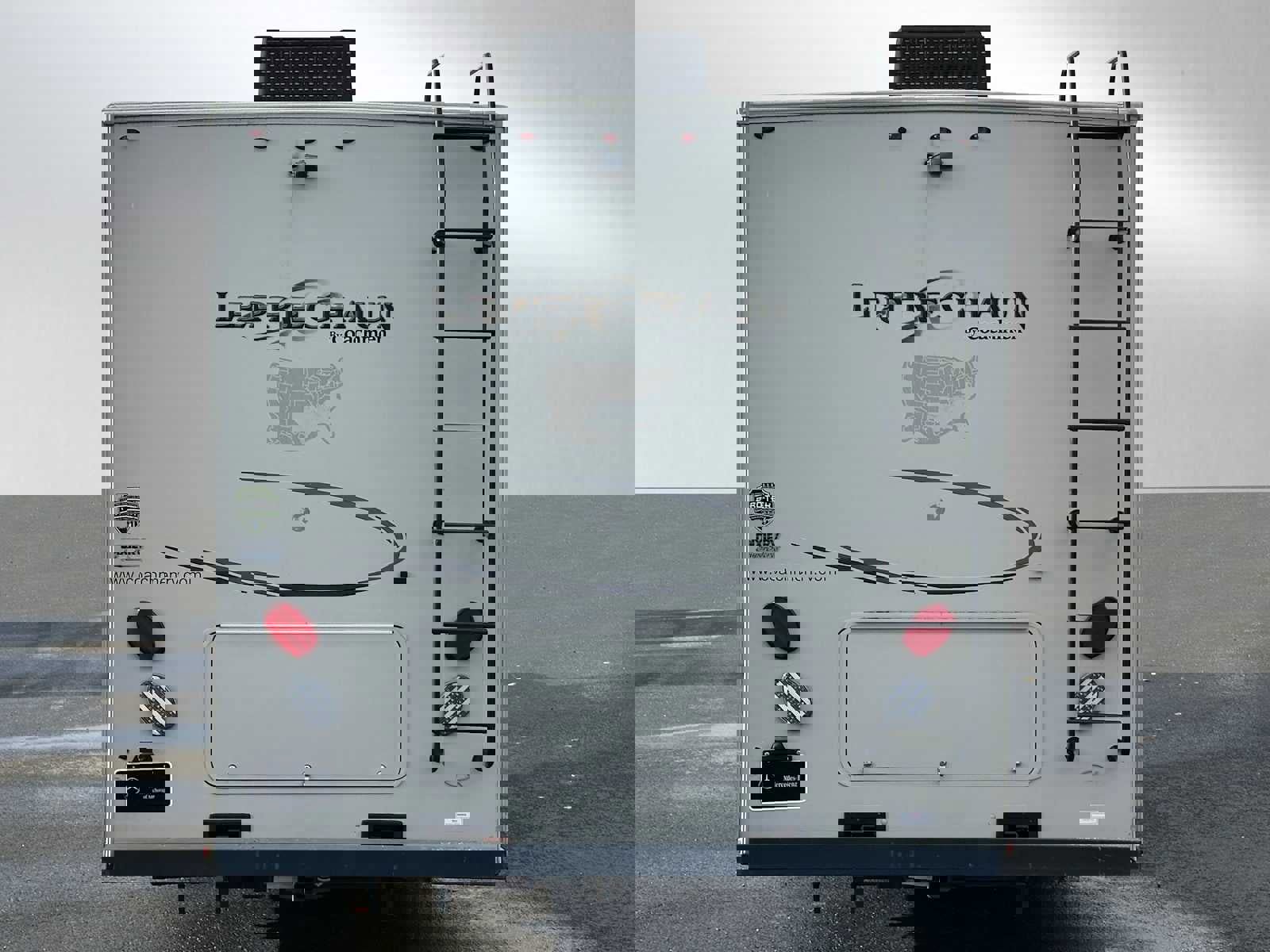 Used 2014 Chevrolet Express 4500 w/ RV Package image 6