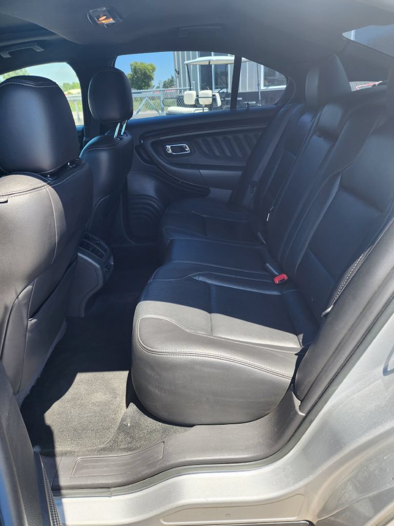 Used 2016 Ford Taurus Limited FWD image 10