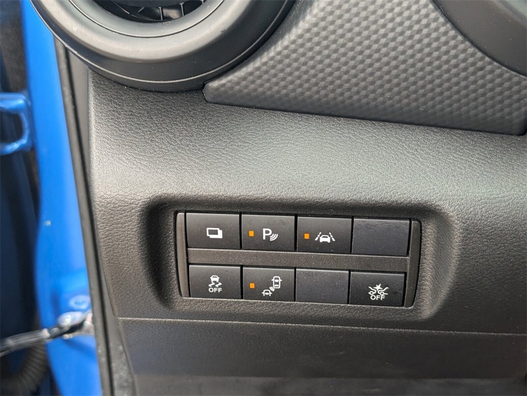 Used 2024 Nissan Kicks S image 29