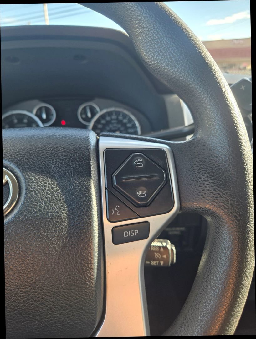 Used 2017 Toyota Tundra SR5 image 21