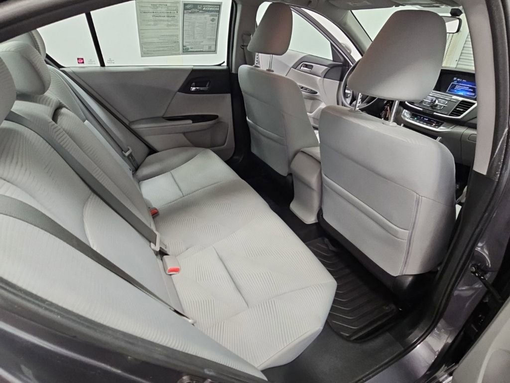 Used 2015 Honda Accord LX image 29