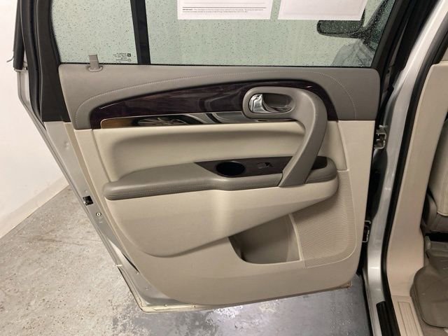 Used 2017 Buick Enclave Leather w/ Trailering Package AWD/4WD image 22