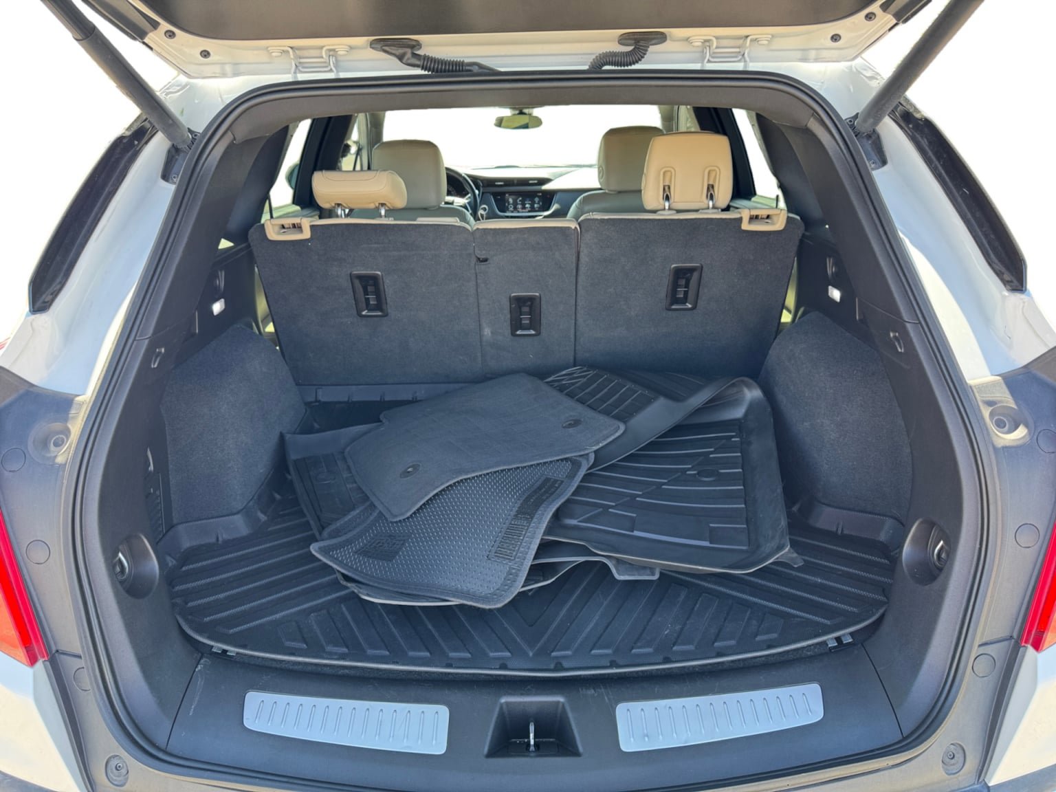 Used 2018 Cadillac XT5 Premium Luxury FWD image 19