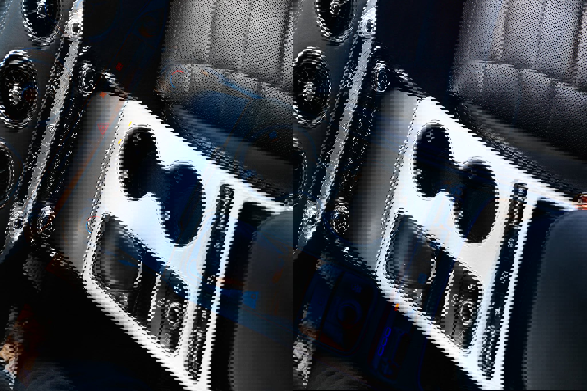 Used 2022 Kia Stinger GT2 image 40