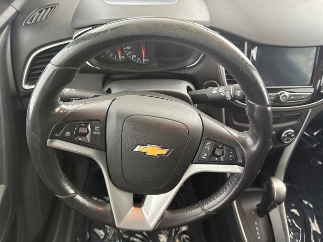 Used 2022 Chevrolet Trax LT w/ Driver Confidence Package AWD/4WD image 23