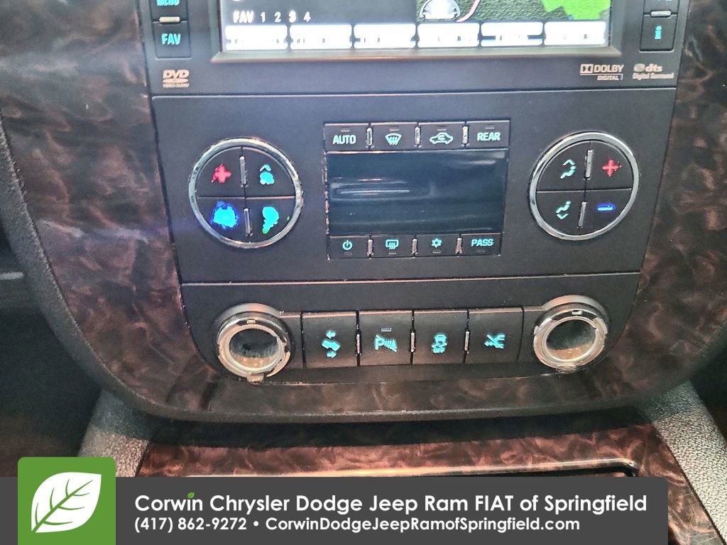 Used 2014 GMC Yukon Denali AWD/4WD image 26