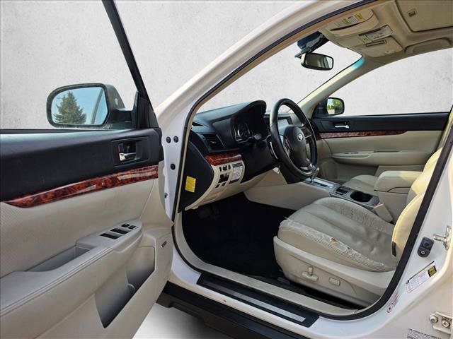 Used 2012 Subaru Outback 3.6R Limited AWD/4WD image 21