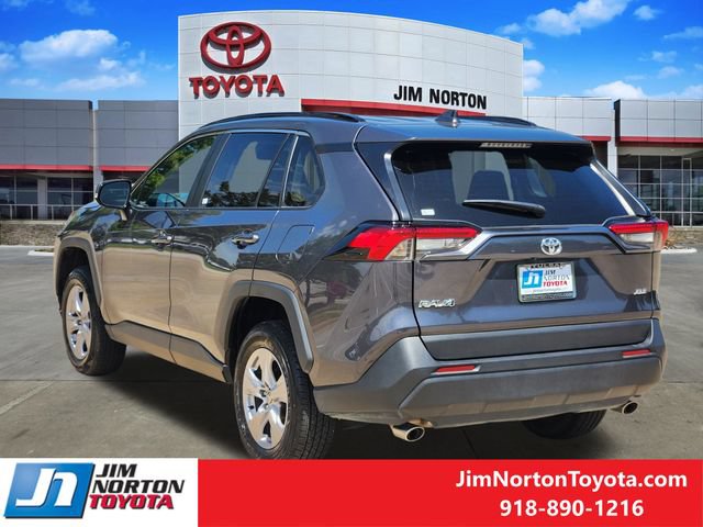 Used 2025 Toyota RAV4 XLE FWD image 7