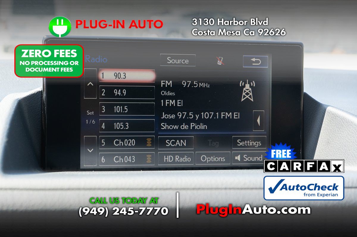 Used 2016 Lexus CT 200h w/ Navigation Package FWD image 26