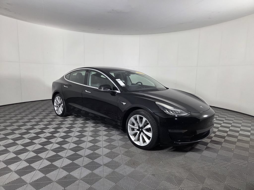 Used 2020 Tesla Model 3 Long Range AWD/4WD image 2