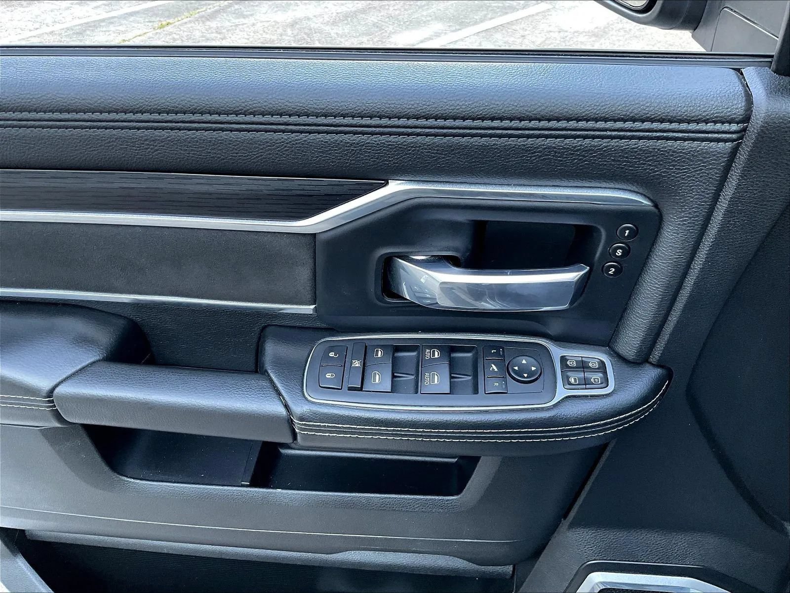 Used 2023 RAM 3500 Laramie w/ Night Edition AWD/4WD image 38