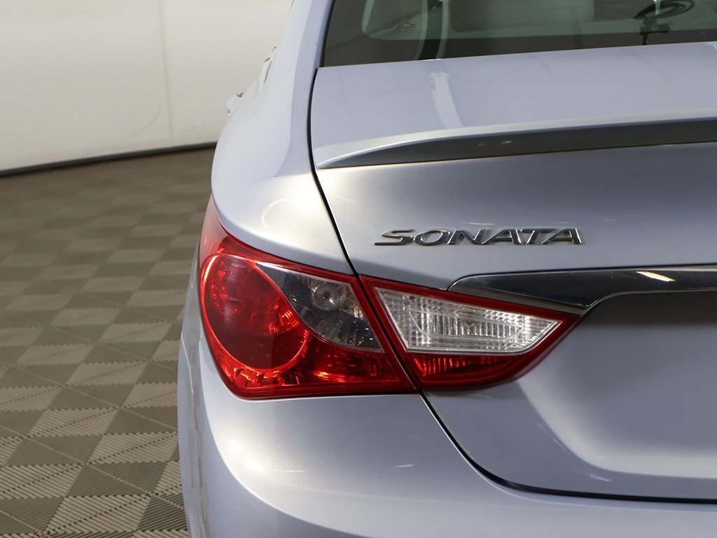 Used 2013 Hyundai Sonata GLS w/ Popular Equipment Pkg image 12