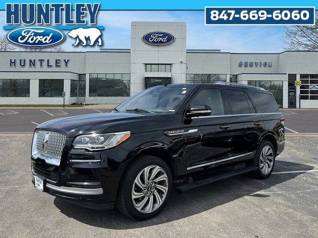 Used 2022 Lincoln Navigator Reserve AWD/4WD video 1