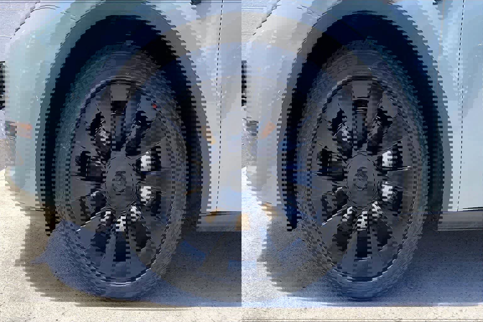 Used 2021 Tesla Model Y 2WD image 8