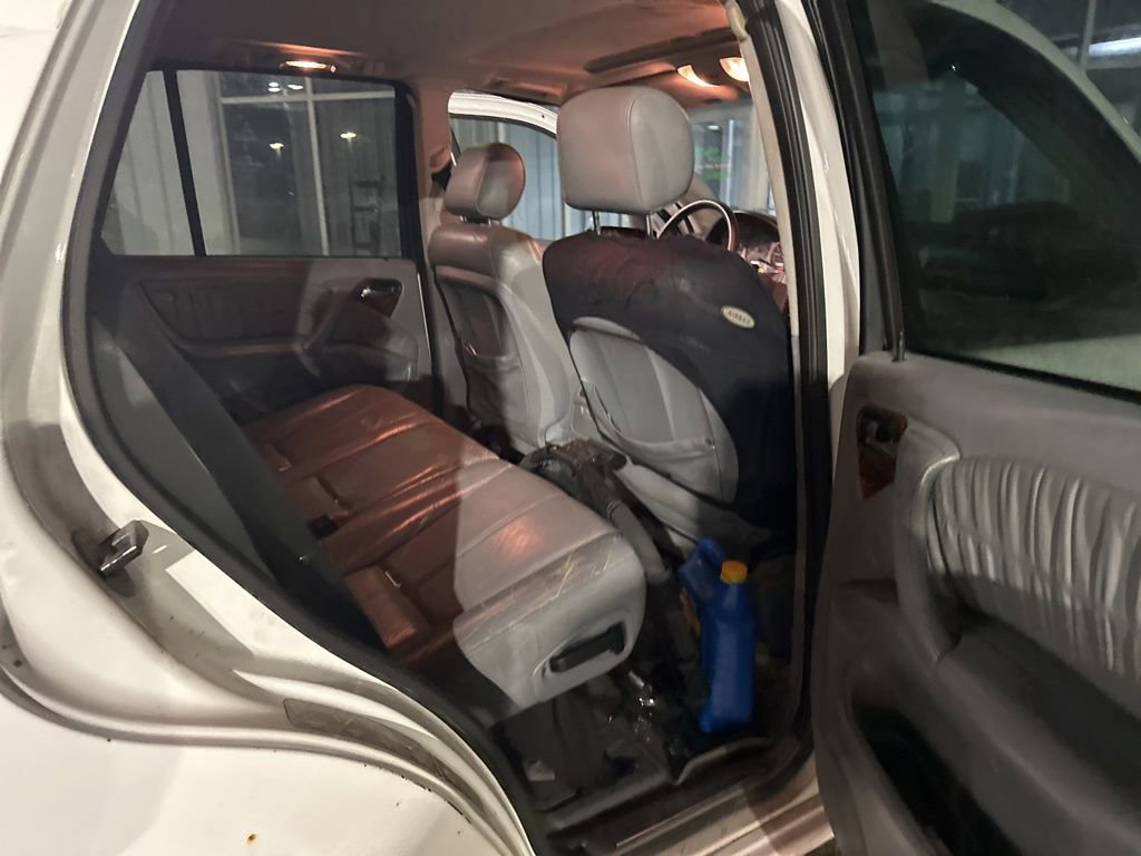 Used 2000 Mercedes-Benz ML 320 4MATIC image 30