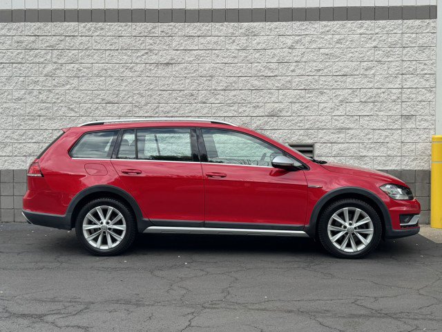 Used 2019 Volkswagen Golf Alltrack S AWD/4WD image 17