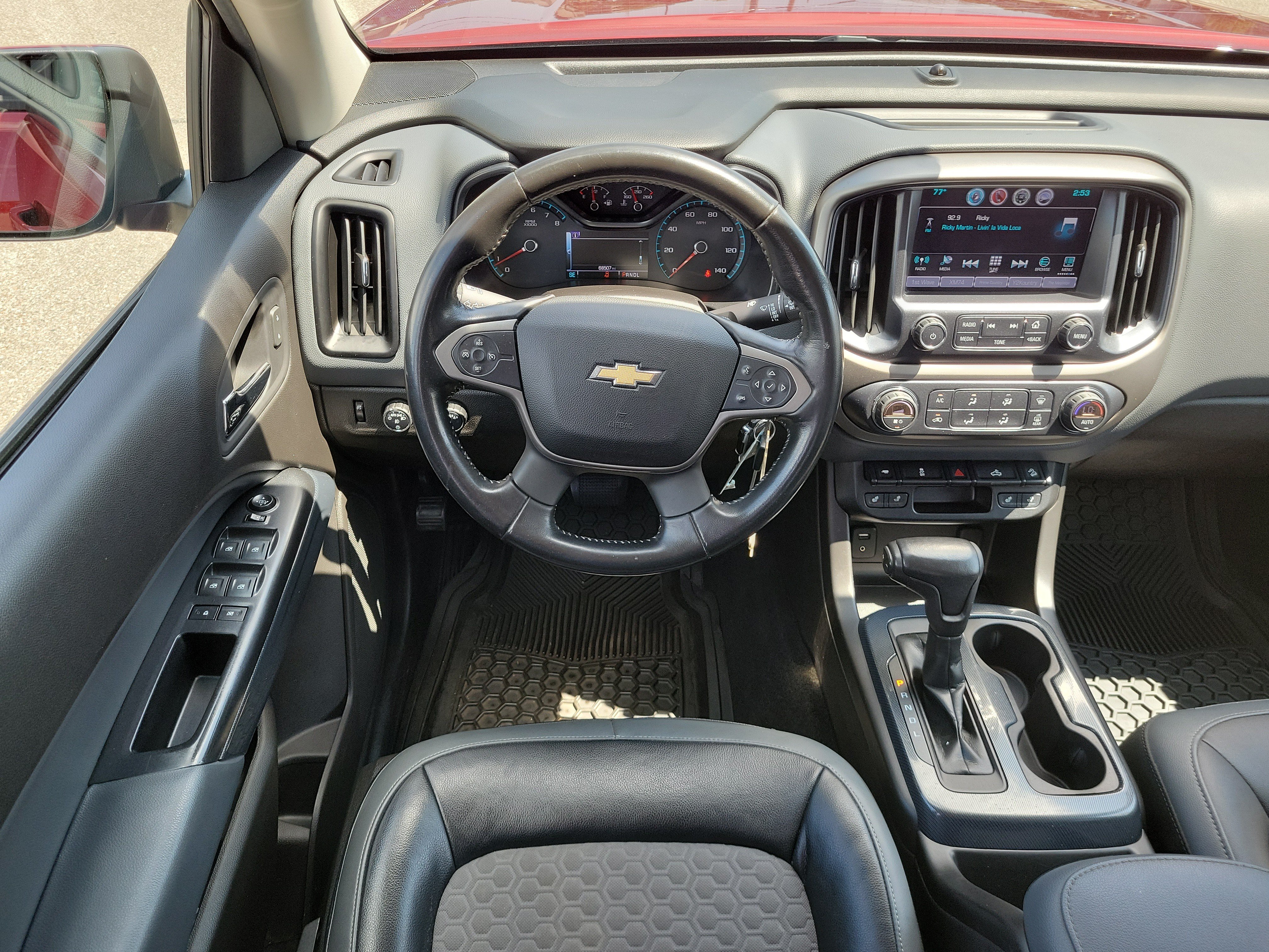 Used 2017 Chevrolet Colorado Z71 AWD/4WD image 9