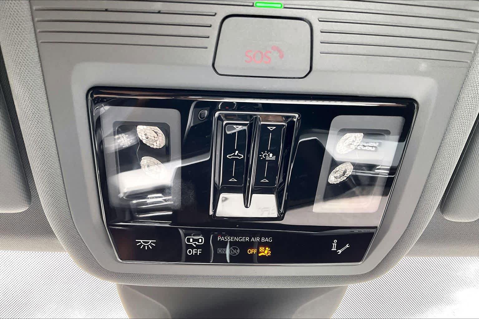 Used 2024 Audi Q4 e-tron Prestige AWD/4WD image 34