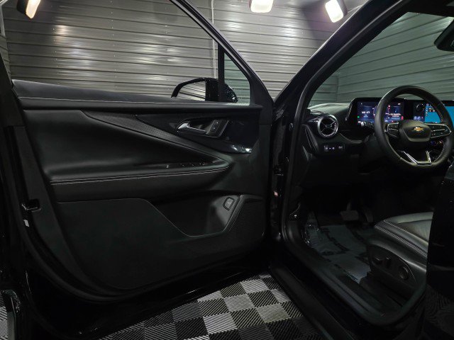 Used 2024 Chevrolet Blazer EV LT image 31