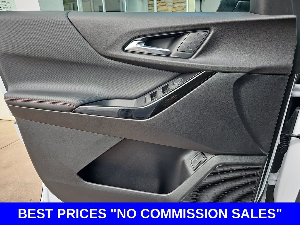 New 2027 Chevrolet Equinox RS w/ Safety and Technology Package FWD image 28