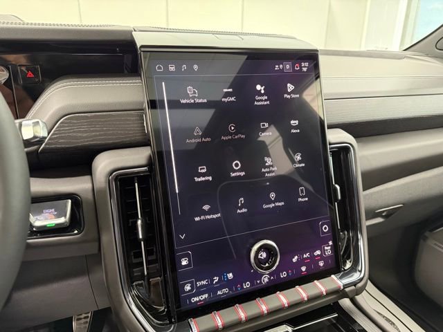 Used 2025 GMC Yukon XL AT4 Ultimate image 32