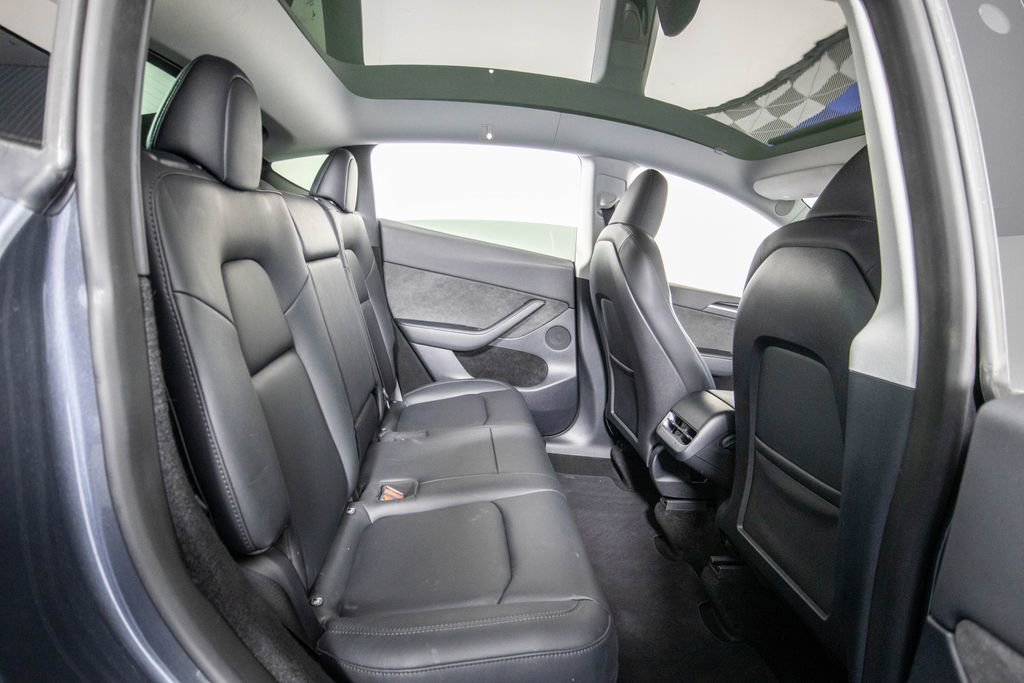Used 2023 Tesla Model Y Long Range image 11