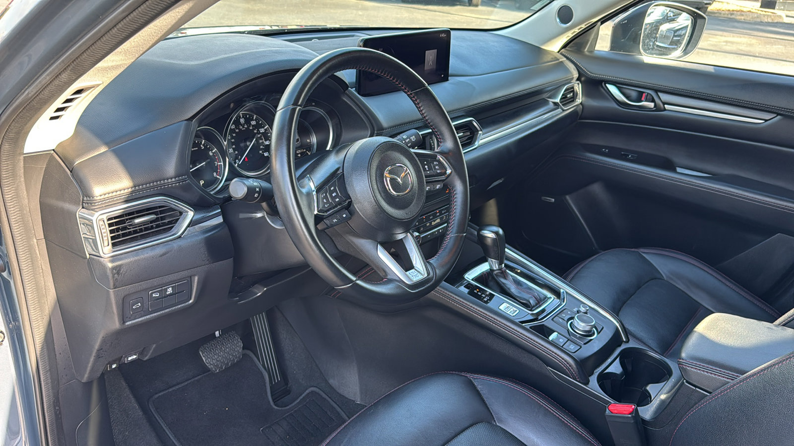 Certified 2024 MAZDA CX-5 Carbon Edition image 12