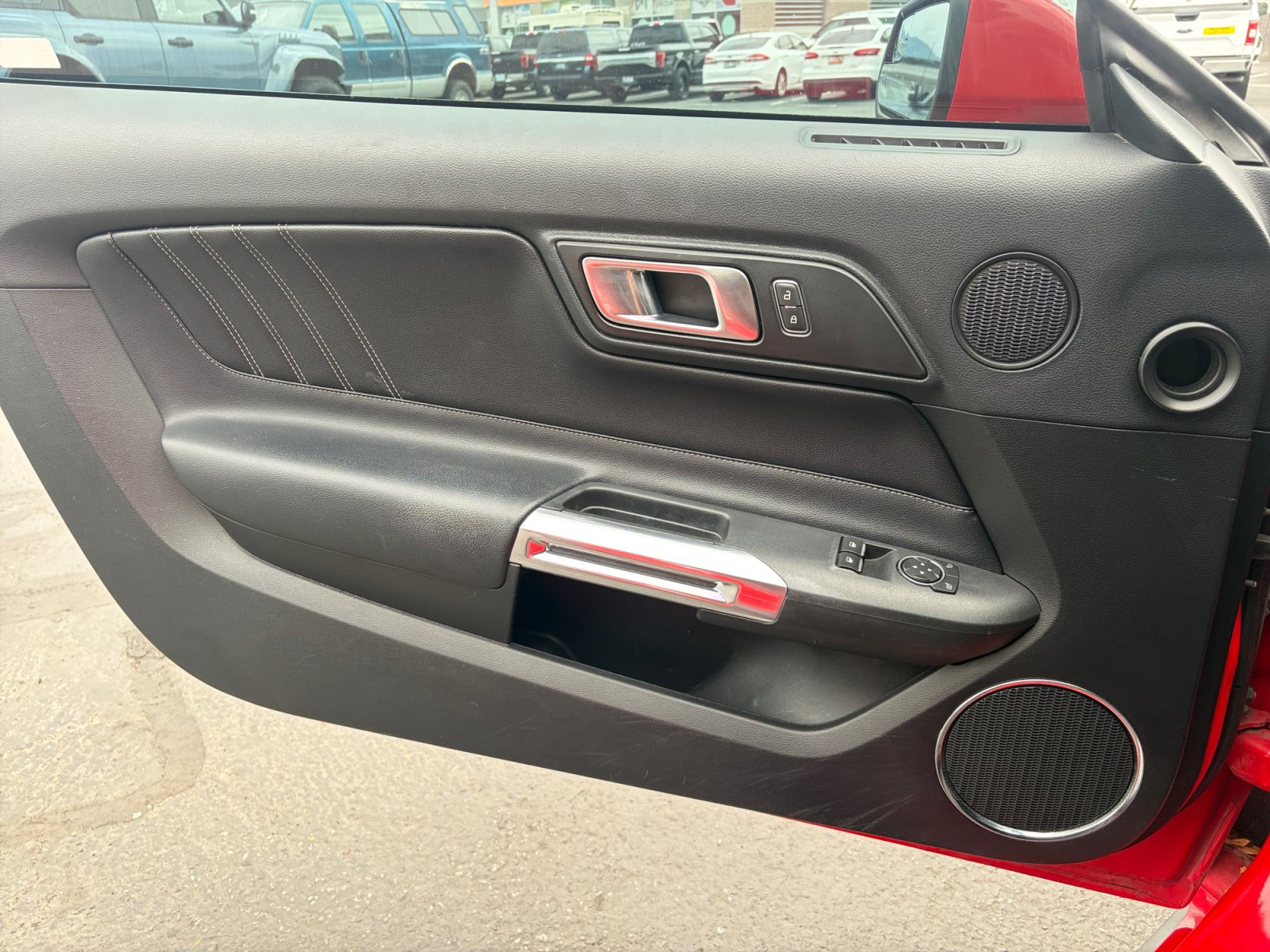 Used 2020 Ford Mustang Premium RWD image 19