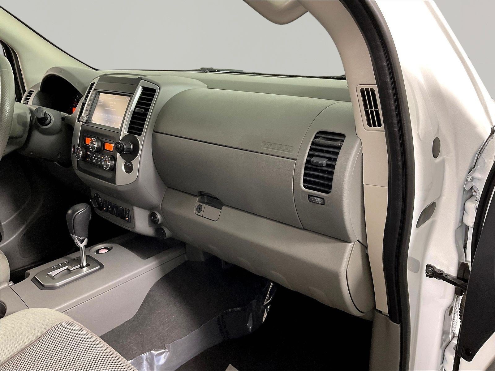 Certified 2021 Nissan Frontier SV w/ Midnight Edition Floor Mats AWD/4WD image 27