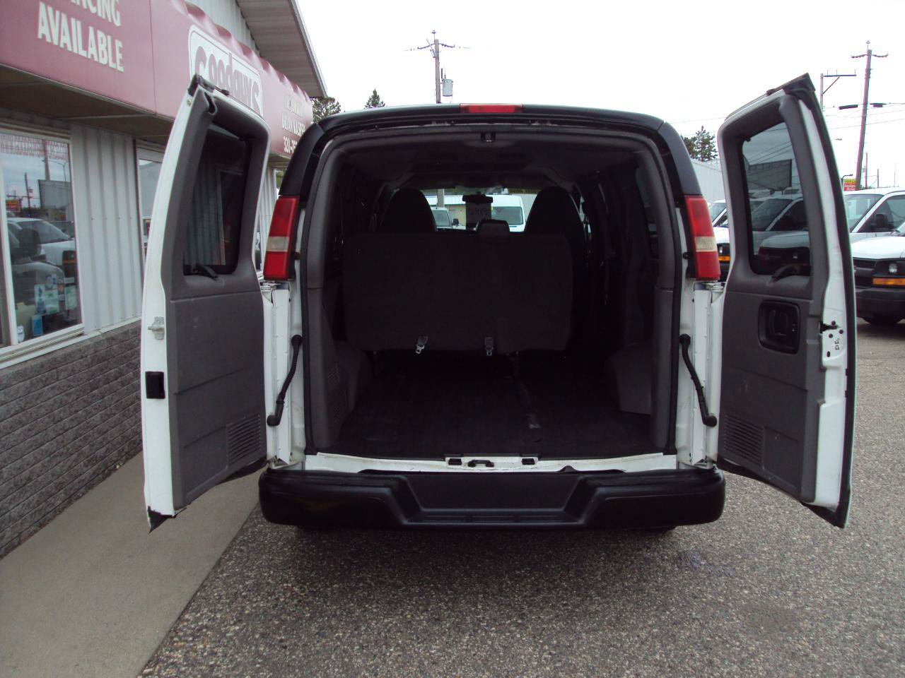 Used 2014 Chevrolet Express 1500 LS AWD/4WD image 7
