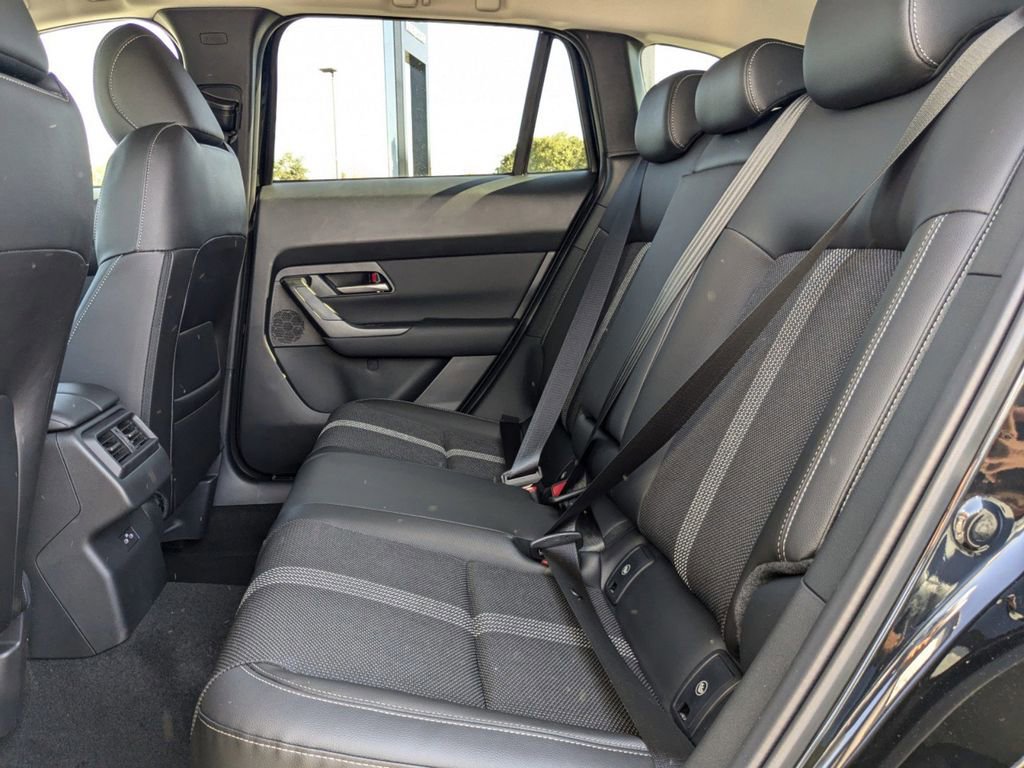 Certified 2025 MAZDA CX-50 AWD 2.5 S w/ Weather Package image 14