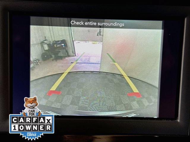 Used 2020 Chrysler Pacifica Touring w/ Cold Weather Group FWD image 13