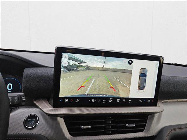 New 2025 Ford Explorer Active image 18